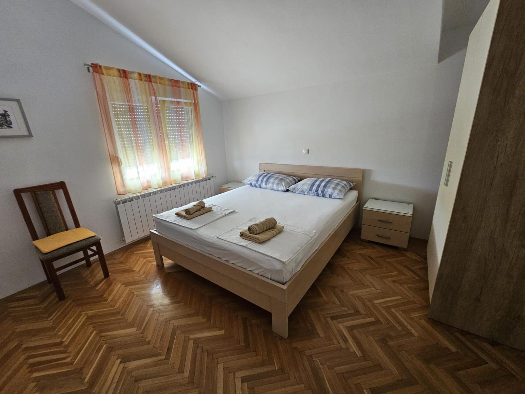 Filip Apartment โอมิช ภายนอก รูปภาพ